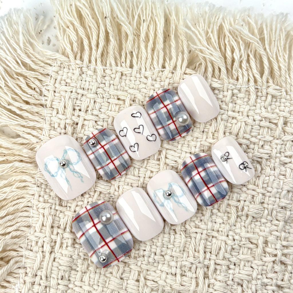 10 Pairs Korean Red Blue Plaid 3D Vintage Alt Press on Nails Bowknot Versatile Sweet Girl Nail Tips Cute