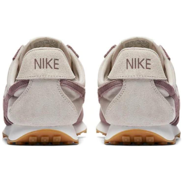 Nike Женские кроссовки Pre Montreal Racer Vintage 'Orewood Brown Grey Sail' 828436-103