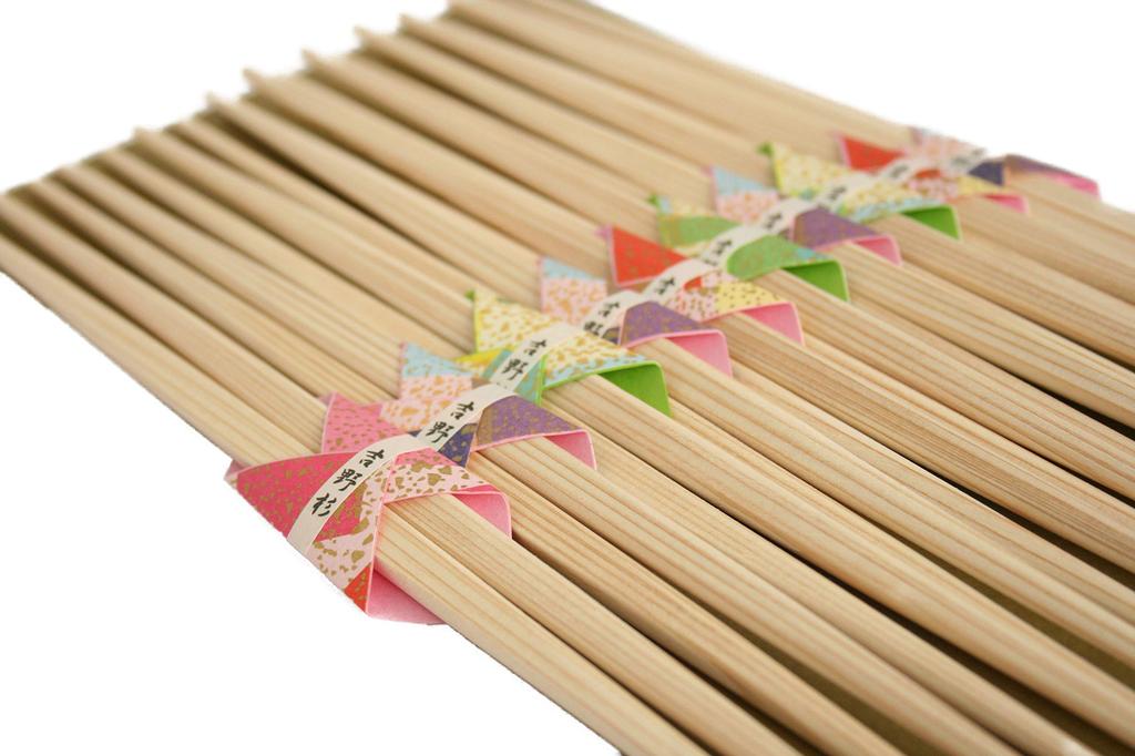 Kikusui Yoshino Cedar Ranchu Chopsticks disposable chopsticks for entertaining (1 pair) - High-quality guests.