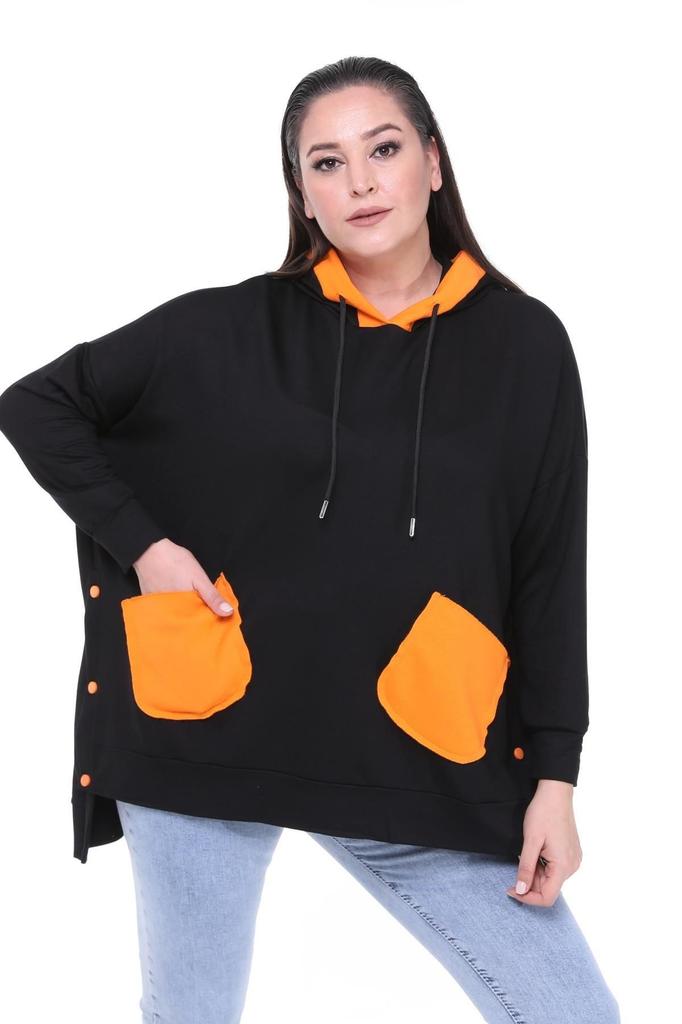 Women's Style Big Size Sweatshirt Large Size Extra Comfortable Fit Black Sweatshirt With Green Pocket Detail