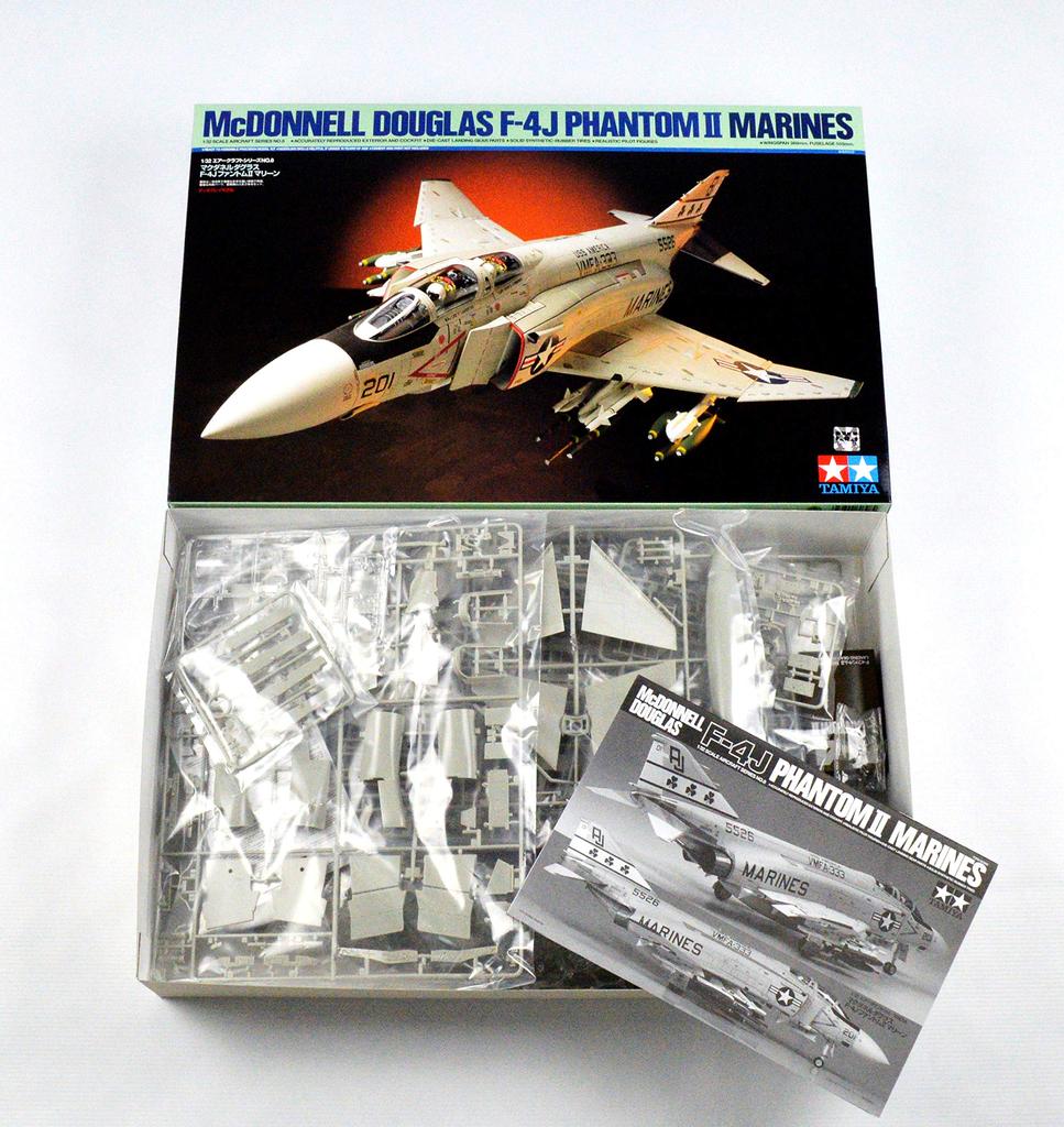 Tamiya Aircraft Series US Navy McDonnell Douglas Phantom II Пластиковая модель 60306 1/32 № 06 F-4J