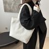 New Casual Simple 2025 Plush Handbag Tote Bag Hand Carry Vegetable Basket Fashion Hand Carry Women's Bag