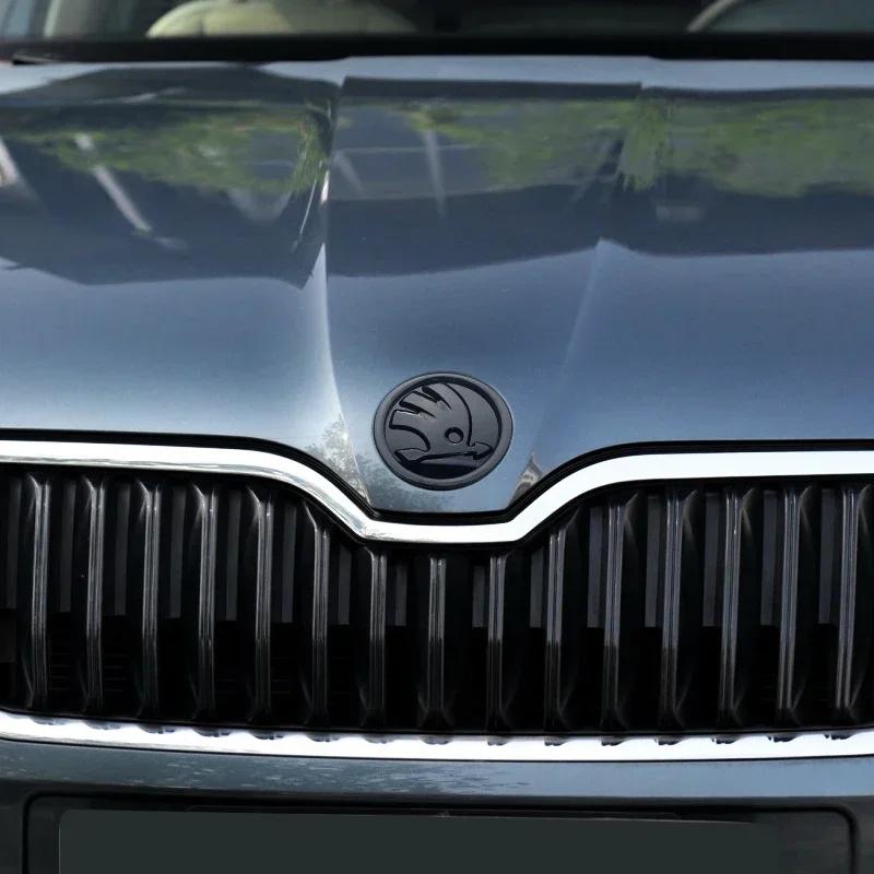 ZDVK6 2pcs 80mm/90mm 3D Car Emblem Badge Hood Front Rear Trunk Logo For Skoda Fabia 1 2 Octavia a7 RS Superb Rapid Yeti Karoq Vision