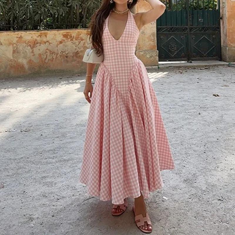 Women French Style Halter Neck Pleated Waist Cinching Long Dress