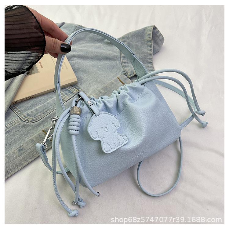 Light Luxury Texture Bag Women's Bag 2025 Summer New Pleated Strap Bucket Bag Fresh One-shoulder Crossbody Cloud Bag
