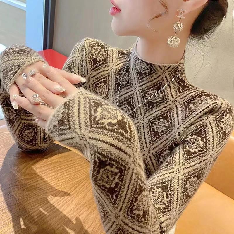 One-piece Velvet Thickened Half-turtleneck Sweater for Women 2025 New Arrival Mid-neck Sweater with Pullover Inside