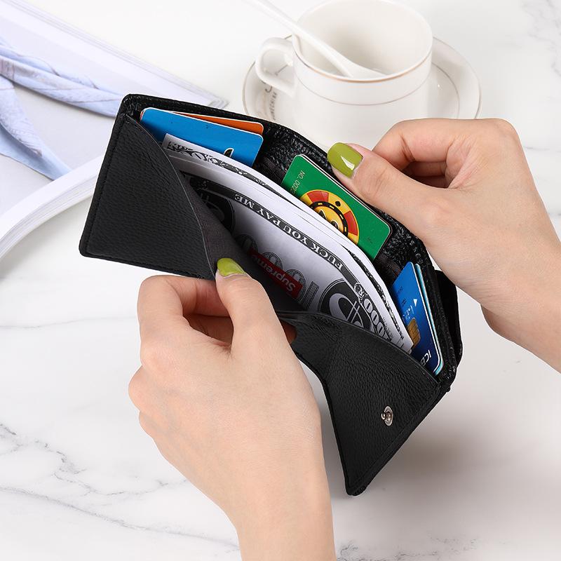 Korean Style Women's Short Tri-Fold Wallet: Large Capacity, Multi-Card Slot, Anti-Demagnetization.