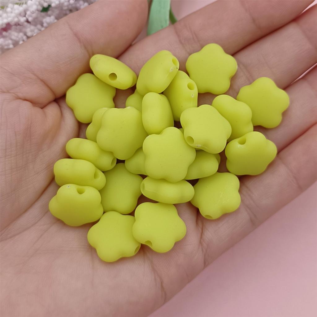 Creative DIY Necklace Fashion Rubber 30PCS 10 Colors Loose Beads Flowers Beads Jewelry Making 15*7mm Bracelets