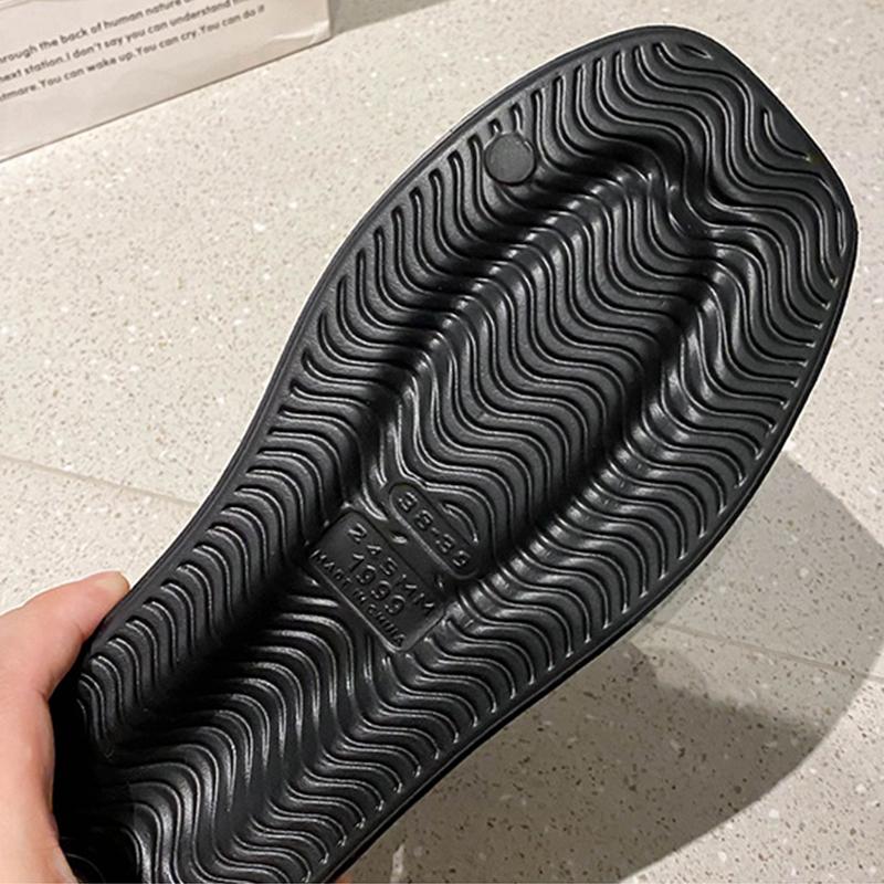 Ultra Thick Soled Women's One Line Slippers EVA Soft and Comfortable Outdoor Women's High Heels Slippers