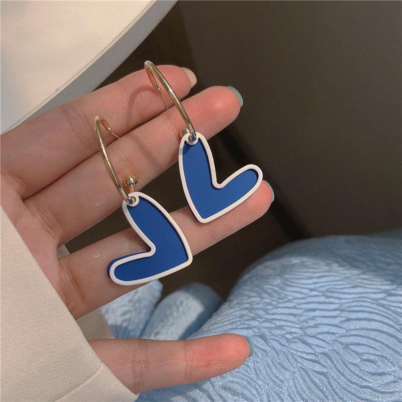 Серебряные игольчатые серьги в корейском стиле Love, маленькие, свежие и простые серьги, студенческий темперамент, универсальные персонализированные серьги
