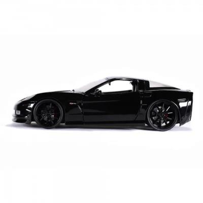 Джада 1:24 2006 Chevrolet Corvette Высокодетализированная литая модель автомобиля Металлическая модель автомобиля Игрушки для детей Коллекция подарков