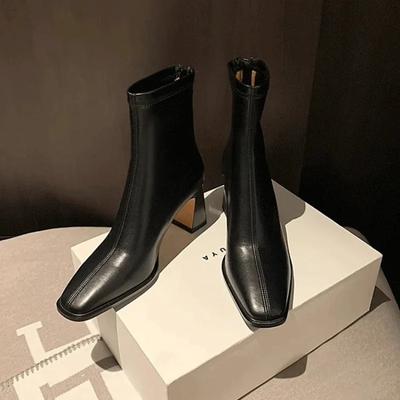 Зимние новые остроносые однотонные кожаные высокие каблуки с молнией сзади плюшевые удобные женские модные ботинки голые ботинки женские