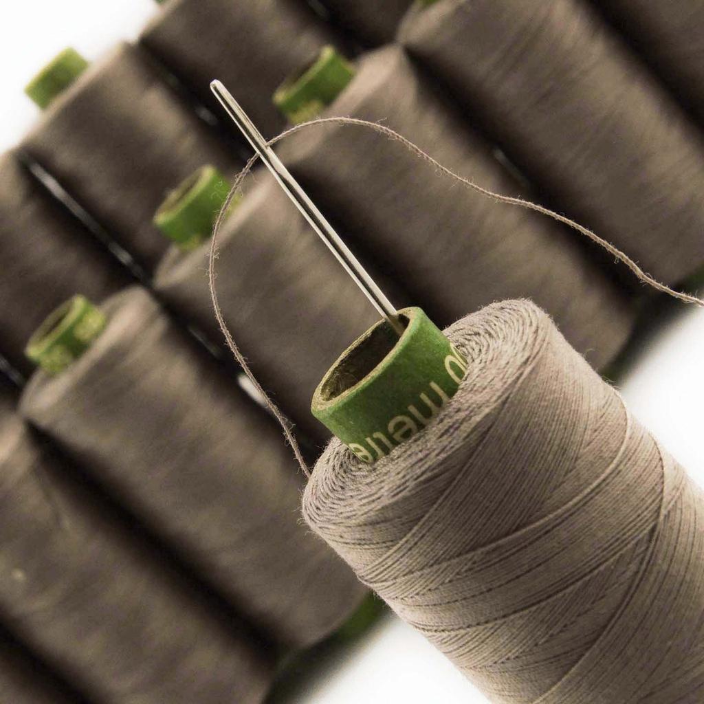 Зеленая ручная машина 20 шт. Оптовая продажа полиэфирной нити для квилтинга