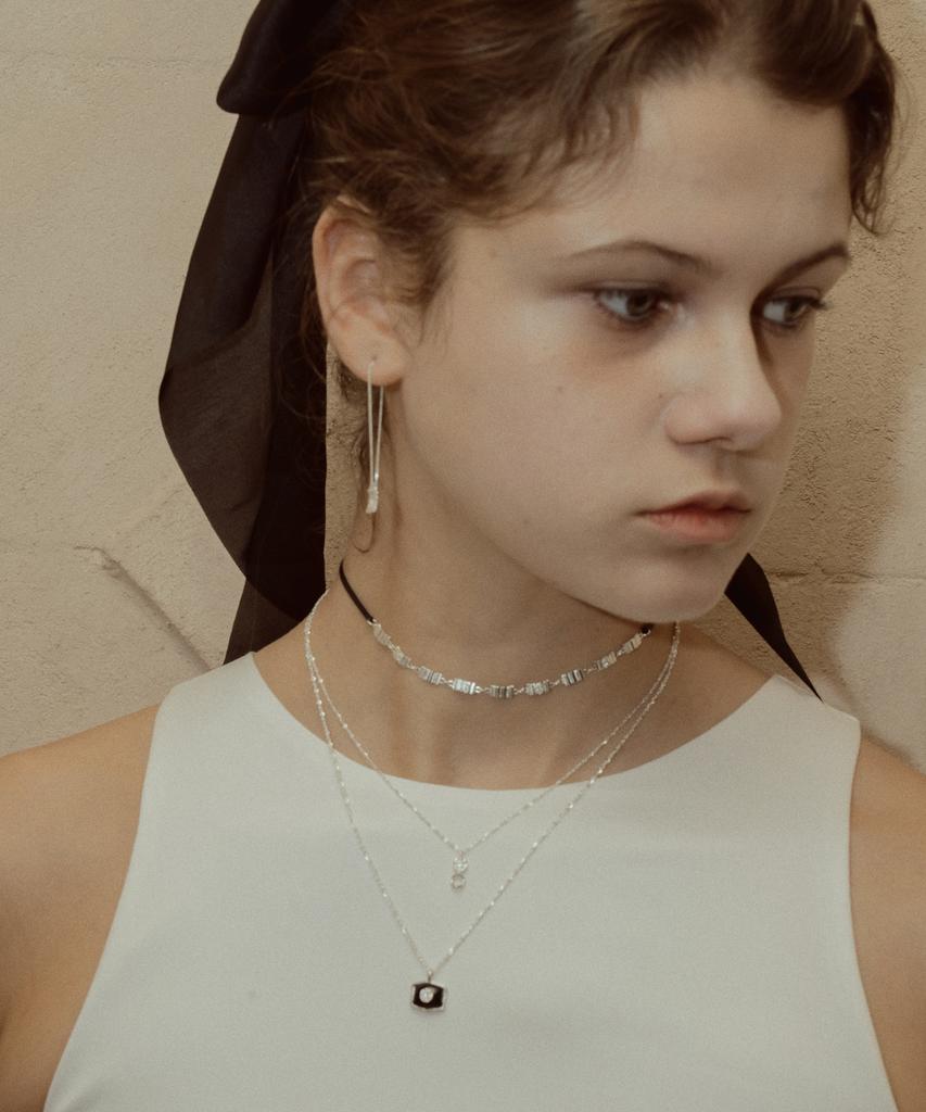 Fademine Black Coat Of Arms Necklace