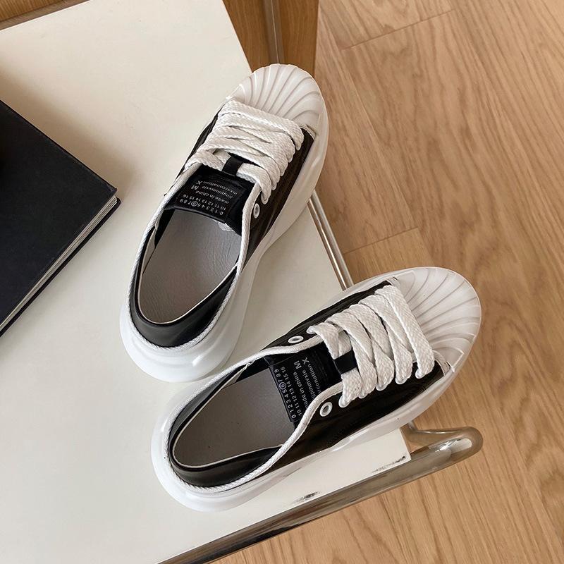 Кожаные маленькие белые туфли на толстой подошве с открытым носком, женская летняя новая повседневная спортивная обувь, тренд