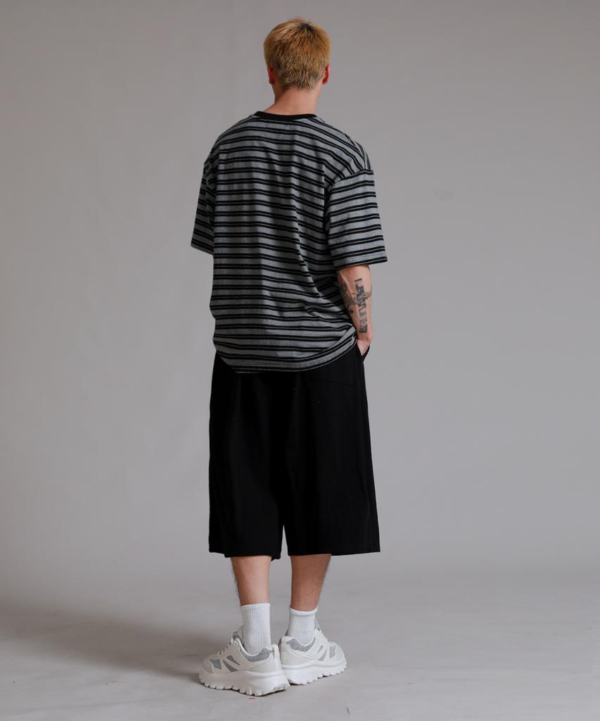 LIKE THE MOST Training Pintuck Autumn-Length Bermuda Shorts_Black