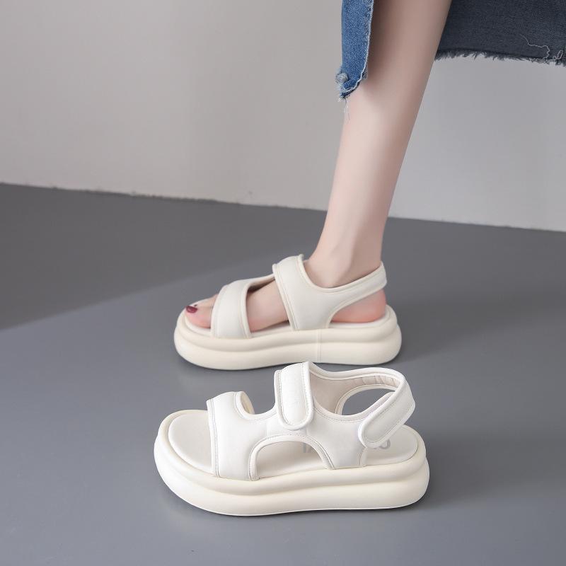 Удобная и универсальная женская верхняя одежда на липучке лето 2025 пляжная обувь спортивные сандалии нескользящие новая обувь на платформе