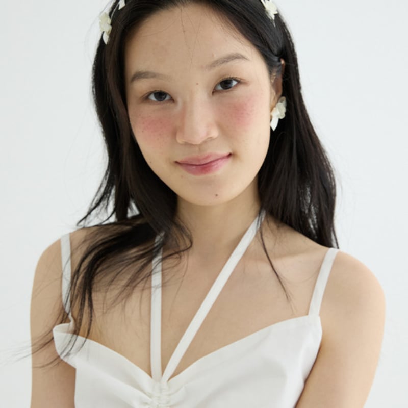 LOVUEE Повязка на голову 'Морозная роза' с кремовыми бантами