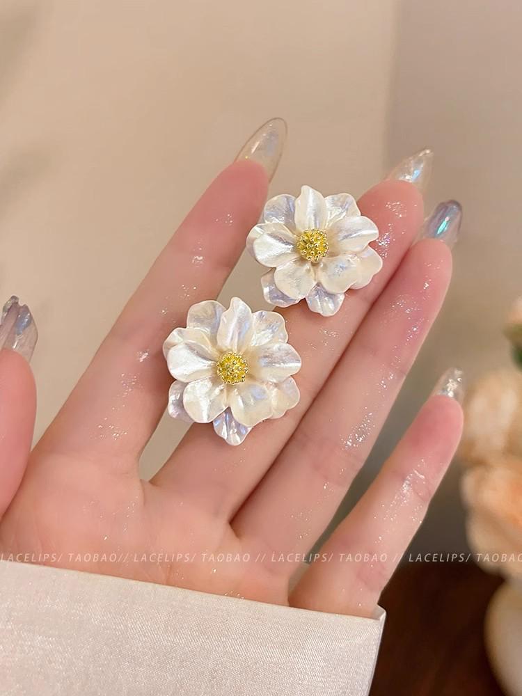 Элегантные серьги-кисточки с цирконами, жемчугом и цветочными пуссетами - Универсальные и стильные украшения для ушей для женщин