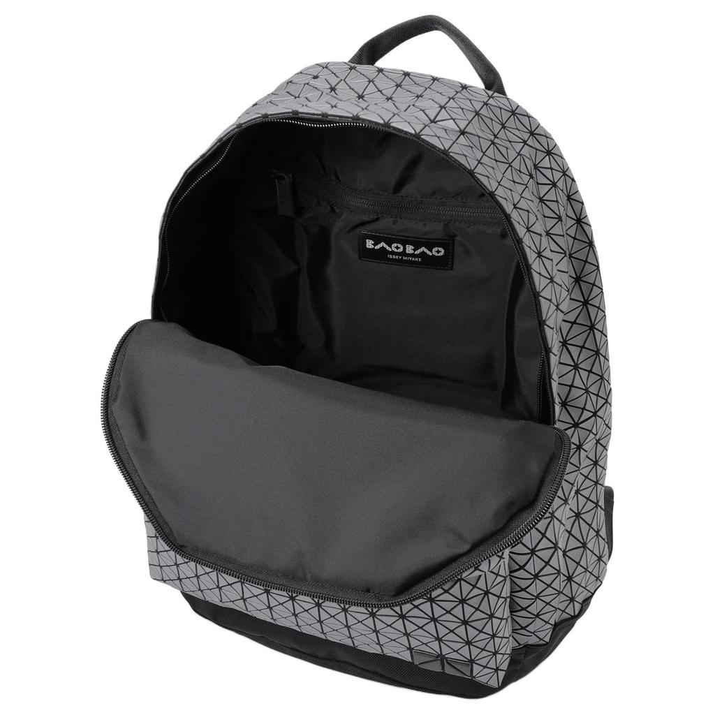 ISSEY MIYAKE Kuro Polyester Backpack Unisex Charcoal Gray BB54-AG532-14