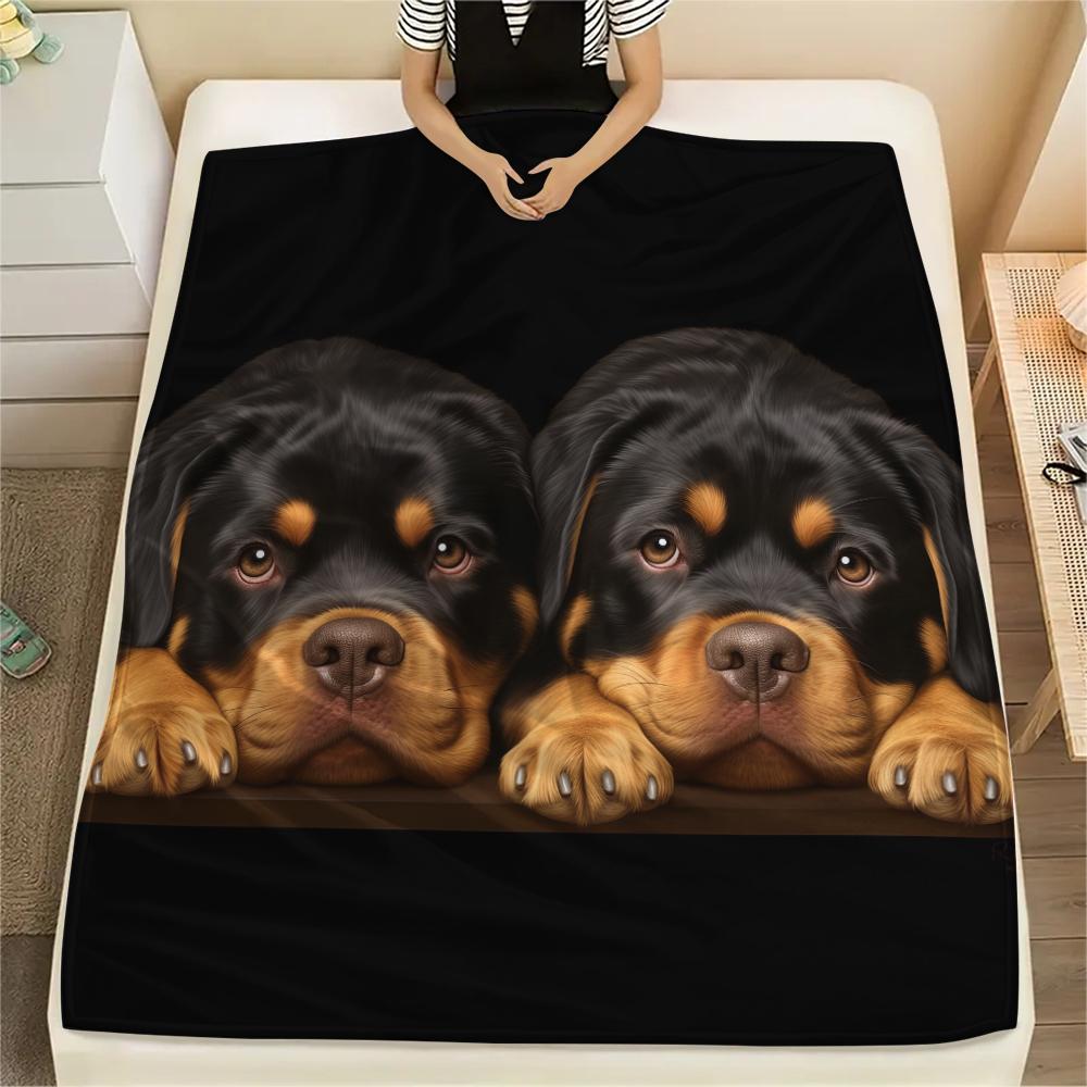 Black Rottweiler,pattern Flannel Blanket, High quality Comfortable for All Seasons, Home Decor, Warmth and Comfort, Perfect for Gifts.