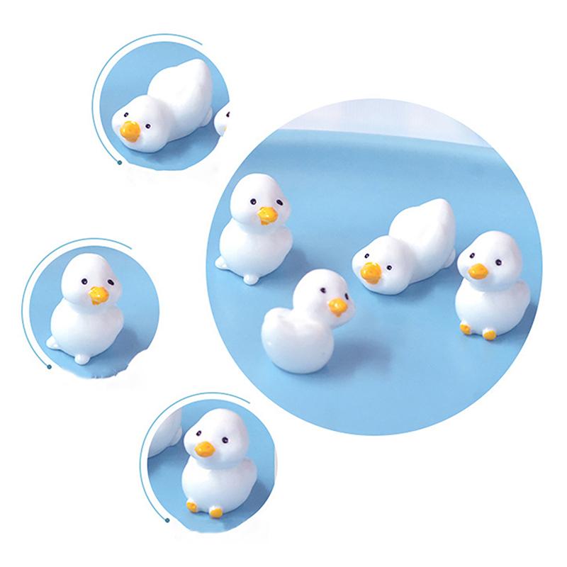 Cute Mini Yellow Ducks Ornament Tiny Duck Resin Handicraft Dollhouse Decorations