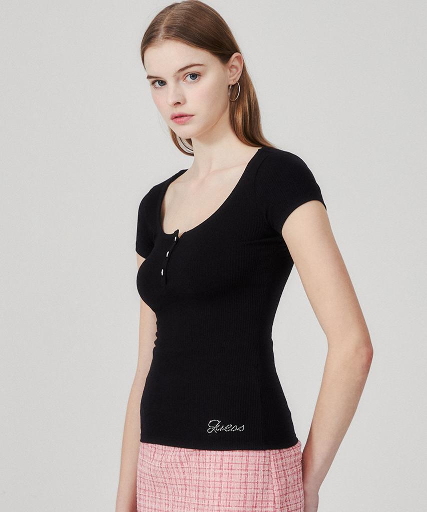 GUESS Jewel Button Henley Neck Short Sleeve T-Shirt Yn2K2300