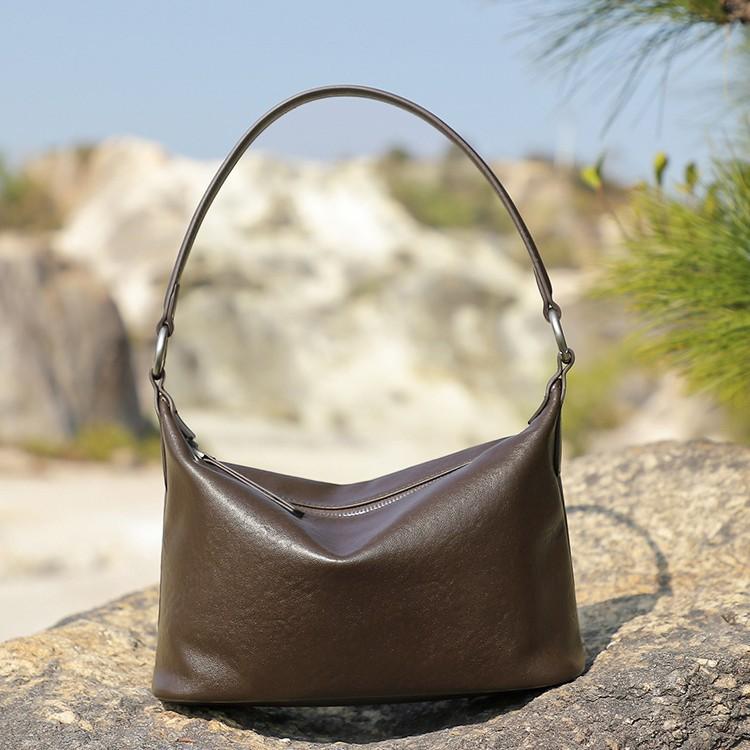 Vegetable Tanned Cowhide Vintage Underarm Classic Hobo Bag Season Versatile Shoulder Messenger Bag Bag