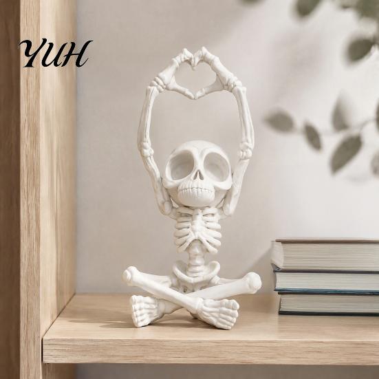 Black And White Decor Heart-Matching Skull Ornament, 3D Printed Skeleton Statue, Gothic Home Compact Size Sculpture for Bookshelf Bedside Unique Desk