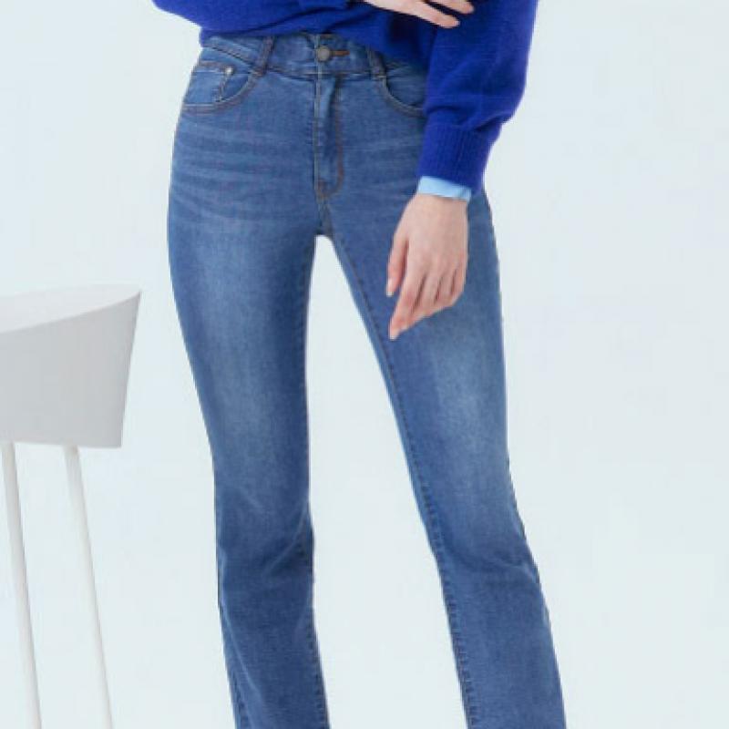 Bang Bang Women S Semi Flare Fit Stretch Denim 1 Of 3