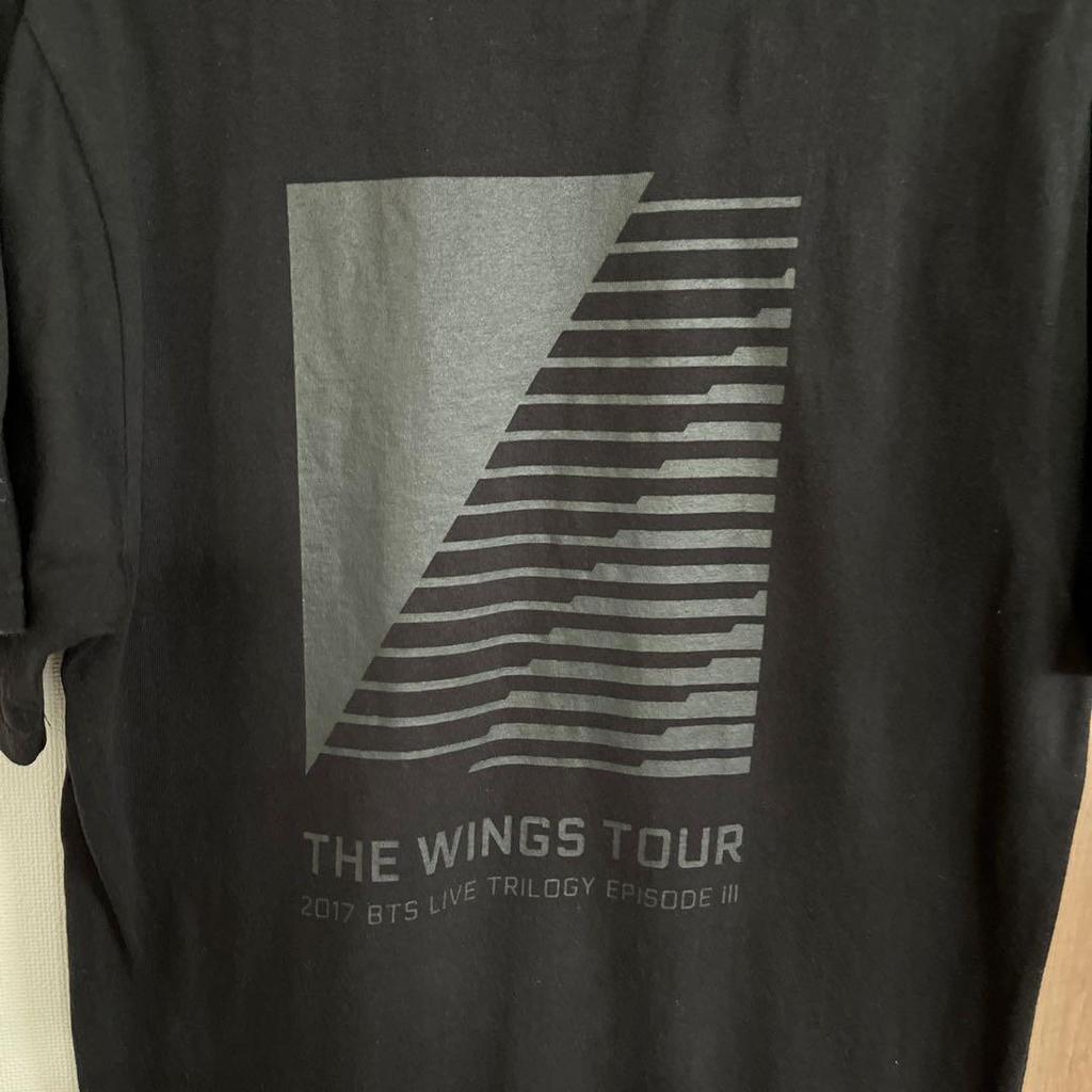 [Б/У] Футболка BTS THE WINGS TOUR размер 2