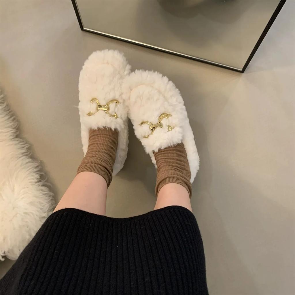 New Fashion Luxury Lambswool Women Loafers Moccasins Femme Winter Cotton Shoes Warm Plush Shoes for Women Chain Ladies Shoe
