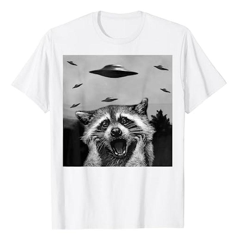 Alien UFO Funny Raccoon Stuffed Animal for Men, Women, Kids T-Shirt Raccoon Lover Graphic Tee Tops Short Sleeve Blouses Gifts