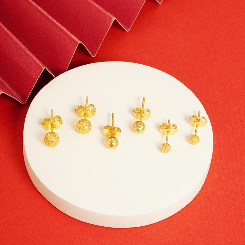 Серьги с золотым песком: Долговечная, высококачественная, фасовидная медная модель с титановой сталью под золото для женщин.