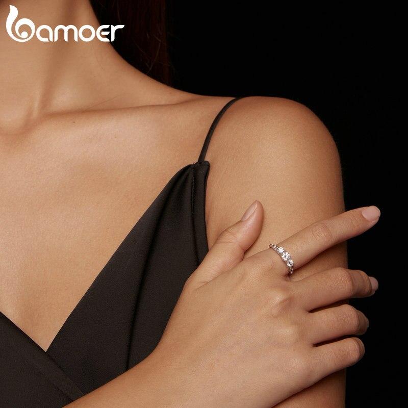 BAMOER 1.1CT Round Moissanite 14K Gold Plated Ring for Women D Color VVS1 EX Lab Diamond Engagement 925 Sterling Silver Ring