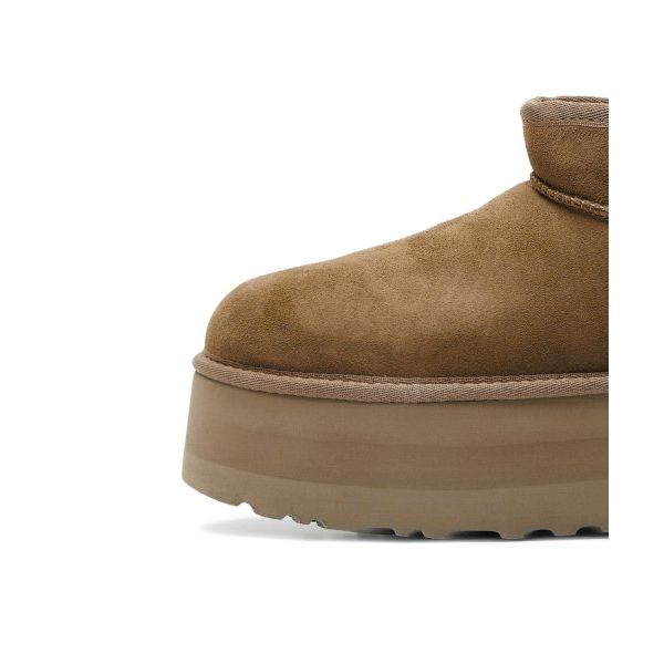 UGG Классические ультра мини-ботинки на платформе Chestnut женские кроссовки коричневые 1135092-CHE