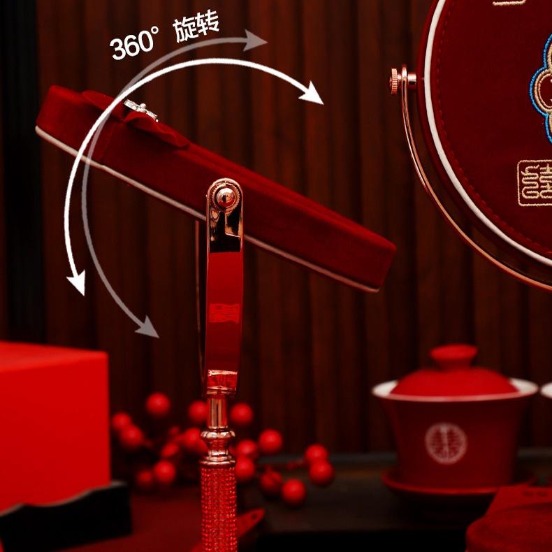 Полный свадебный набор невесты в европейском стиле: Пара зеркал и красные приданые вещи