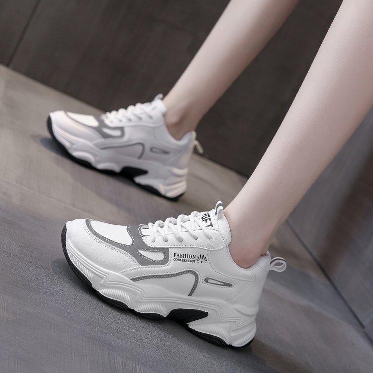 Обувь для папы детская 2025 осень и зима новая резиновая мягкая подошва подходящая по цвету легкая дышащая женская спортивная и повседневная обувь смешанная партия