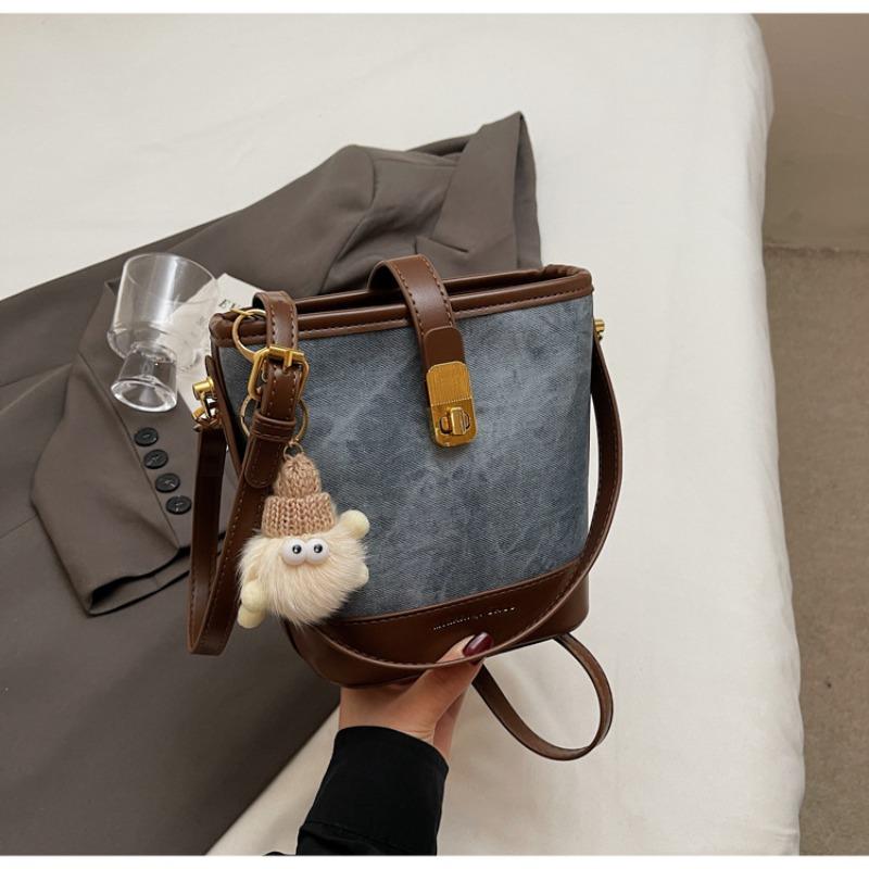 Popular Small Bags Women's Autumn Versatile New Fashion Shoulder Messenger Bag Portable Bucket Bag