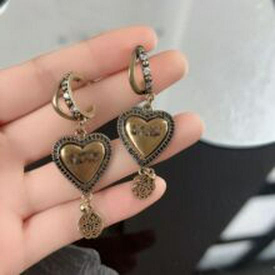 2025 Женские Модные Серьги-пусеты с Клубникой, Вишней и Грибами - Универсальные и Стильные Ювелирные Изделия Высокого Класса