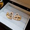 Серьги-гвоздики с цирконом и неровным круглым жемчугом, легкая роскошь, премиум, французские, изысканные, универсальные