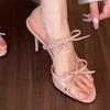 Модные женские летние сандалии 2025 года Сладкие шлепанцы на высоком каблуке Уличные с бантом Элегантная женская обувь Свадебные сандалии с ремешком и пряжкой 216