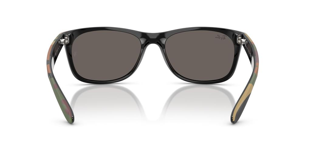 Солнцезащитные очки 0RB2132 NEW WAYFARER ЧЕРНЫЕ С ЗЕЛЕНЫМ КАМУ ТЕМНО-СЕРЫЕ 6822B155 Поляризационные [Ray-Ban]