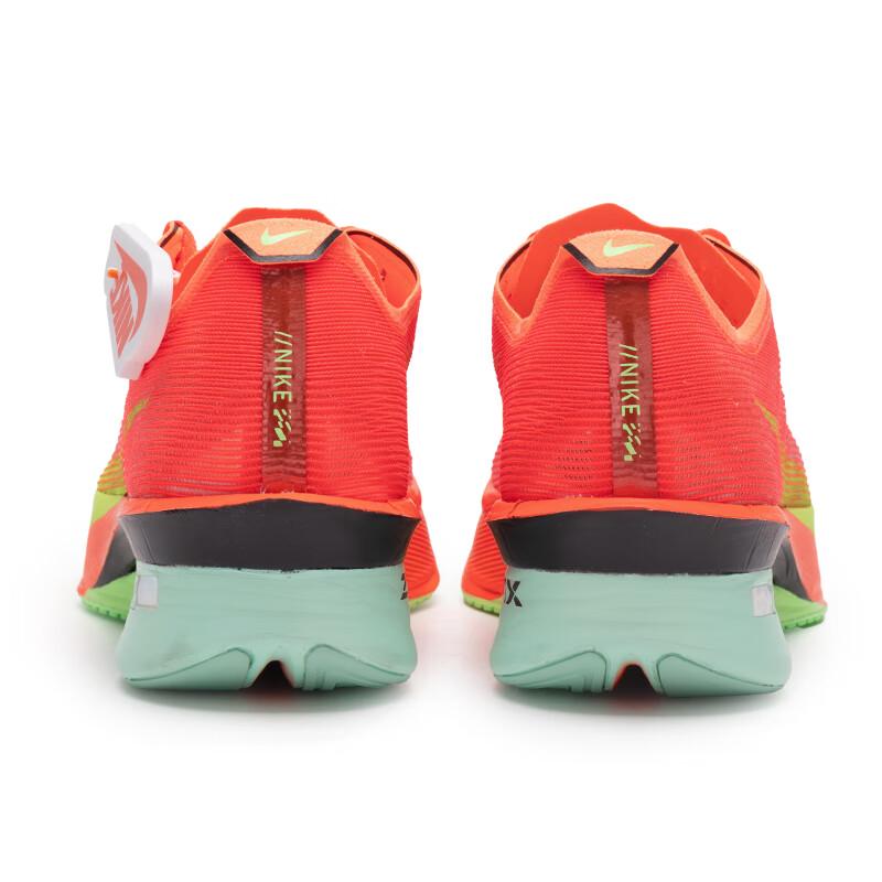 Nike Женские кроссовки для бега HF6412-600