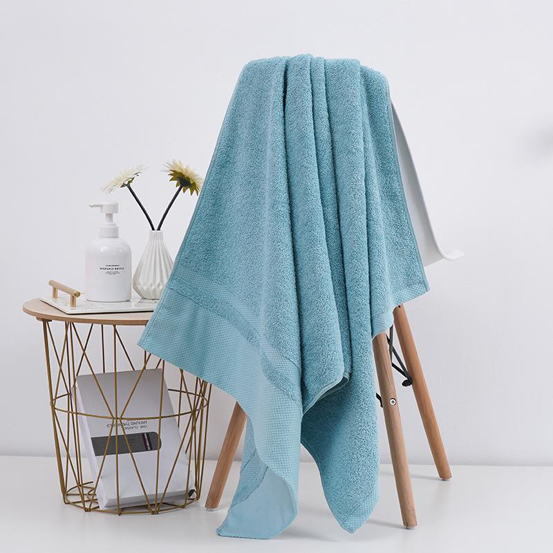 Stock-out Thickened Absorbent Large Bath Towels Foreign Trade Cross-border Gift Printed Logo Plain Weave Beach Use