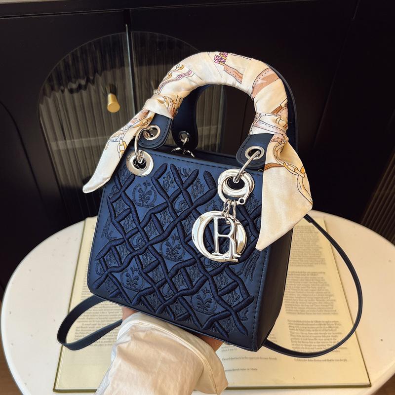 Новая модная сумка-шарф из вышитого шелка в стиле тяжелой промышленности, портативная, на плечо, кроссбоди, трендовая женская сумка