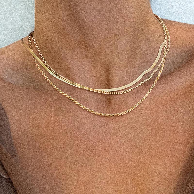 Комплект ожерелий из металлической цепи в стиле панк с рисунком в виде змеиной кости