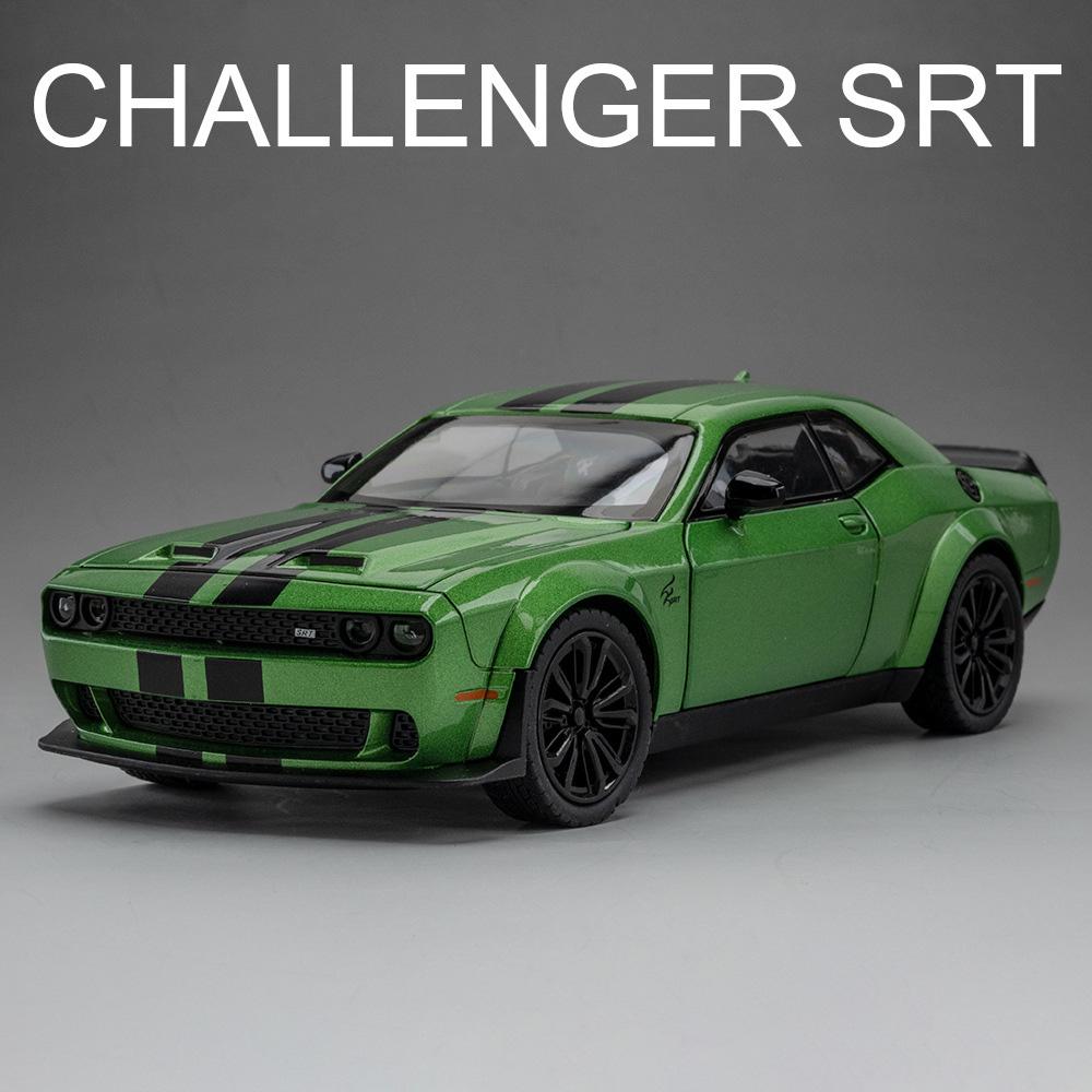 1:22 Challenger SRT Hellcat Demon Eyes Модель автомобиля Игрушка Сплав Литье под давлением Оттяни назад Суперкар Свет Звук Модели транспортных средств Подарки для детей