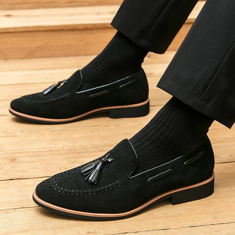 Fashion Men Tassel Loafer Shoes Slip On Driving Suede Moccasins Mens Comfortable Leather Shoes for Men Outdoor Fashion Man Casual Shoes