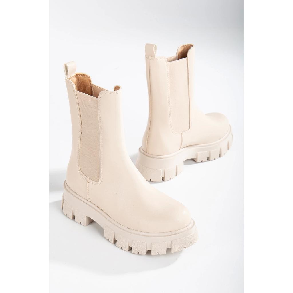 Черные женские прорезиненные сапоги